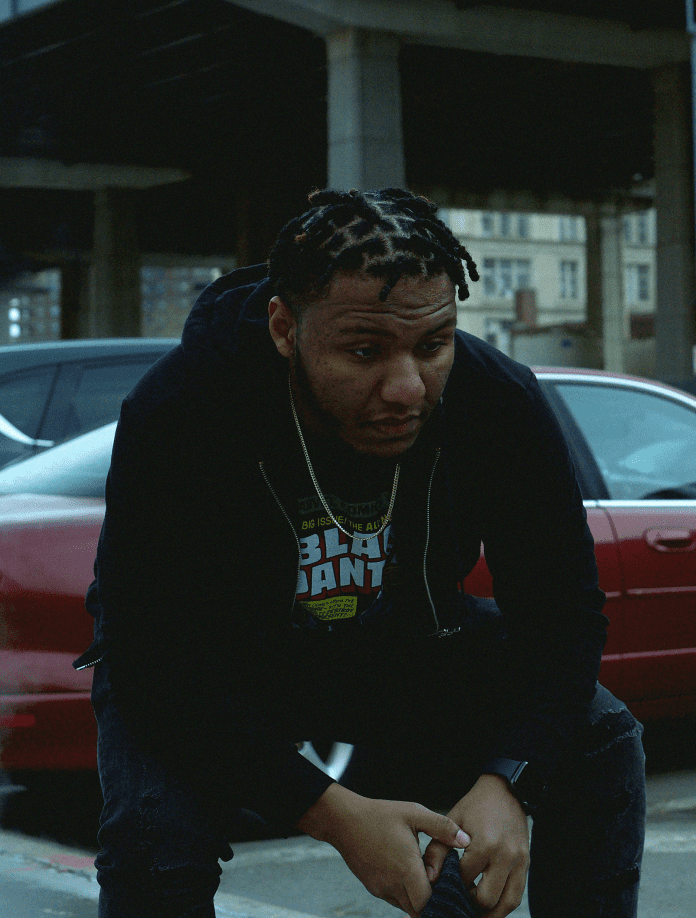 Young Izz Shows All Sides Of His Artistry on "Long As I'm Here" Young Izz - Long As I'm Here